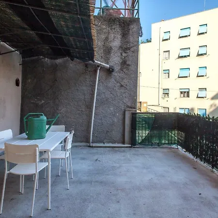 Casa Liberta - Downtown Modern With Airconditioning شقة