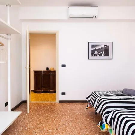 Casa Liberta - Downtown Modern With Airconditioning شقة