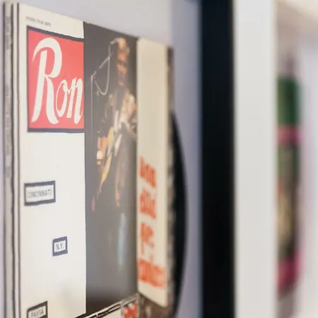 Casa Liberta - Downtown Modern With Airconditioning Санремо