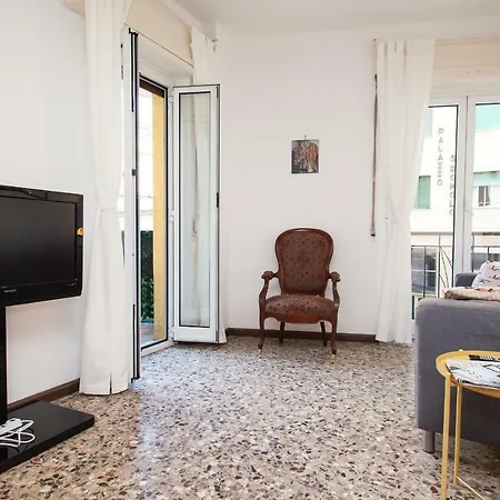 Casa Liberta - Downtown Modern With Airconditioning San Remo