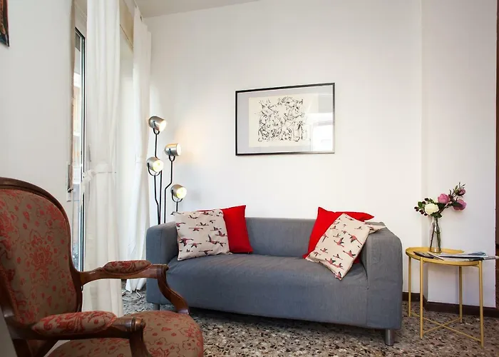 Casa Libertà - Downtown Modern With Airconditioning Apartamento