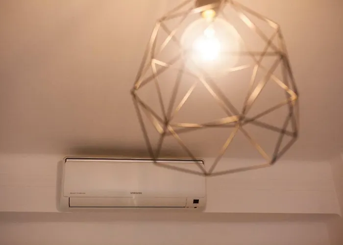 Casa Libertà - Downtown Modern With Airconditioning Apartamento Sanremo